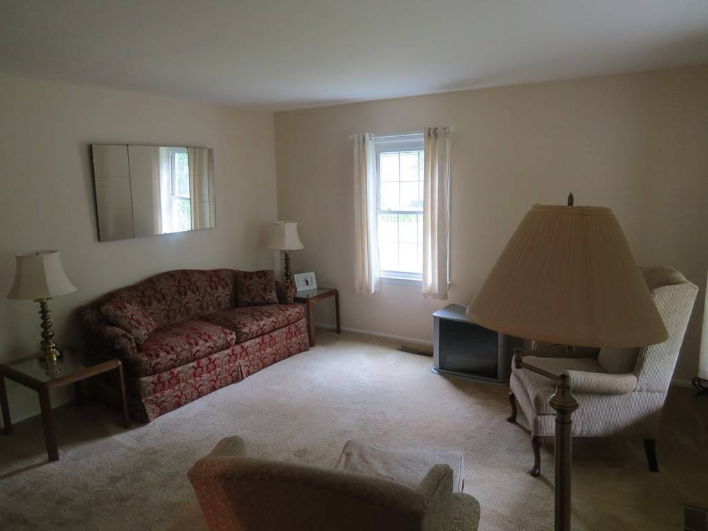 Northampton, MA 01060,5 Cahillane Terrace