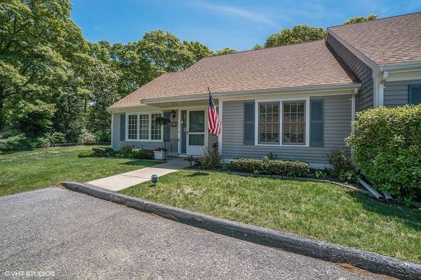 Bourne, MA 02559,3 Hawthorne Ct #A