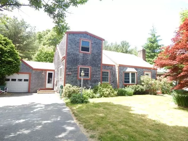 593 Salem St, Rockland, MA 02370