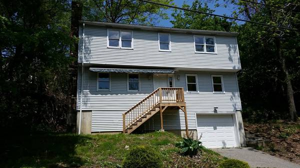 36 High St, Millbury, MA 01527