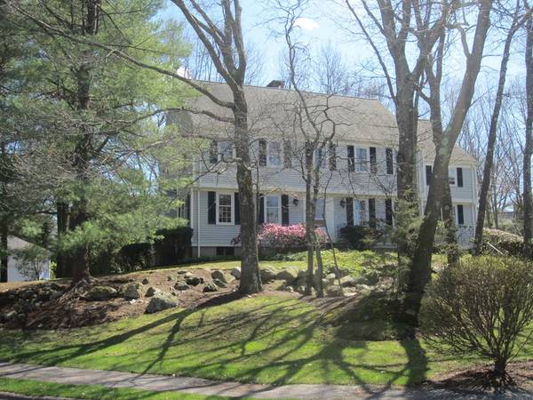 Wellesley, MA 02481,90 Monadnock Rd