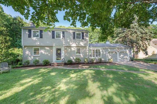 13 Strawberry Hill Road, Andover, MA 01810