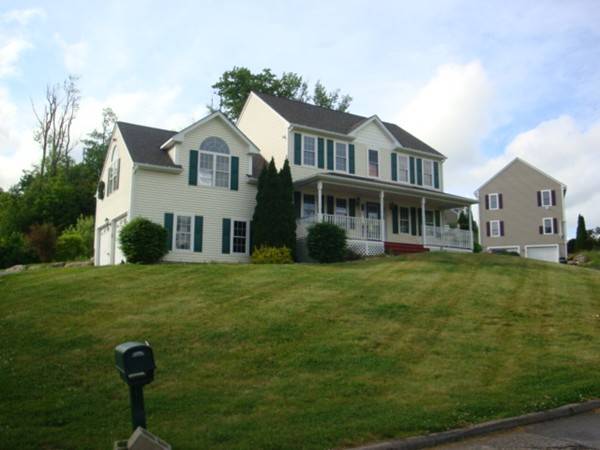 1 Vista Circle, Rutland, MA 01543