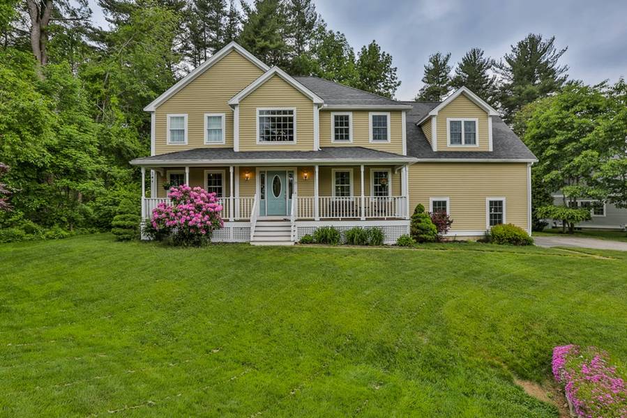 25 Woodwell Circle, Amesbury, MA 01913