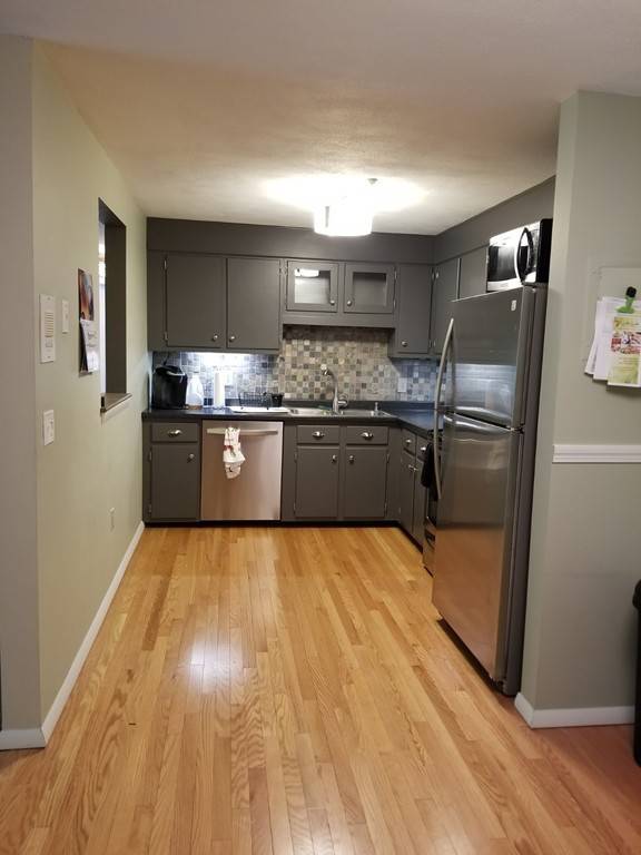 2 Williamsburg Ct #14, Shrewsbury, MA 01545