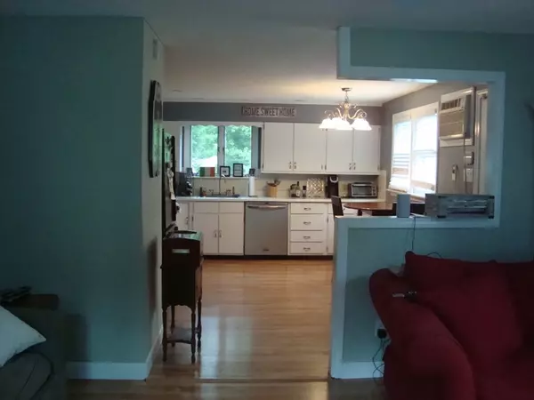 Northbridge, MA 01588,1A Elm