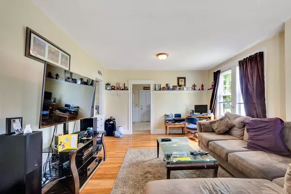 Weymouth, MA 02191,38-40 Standish St