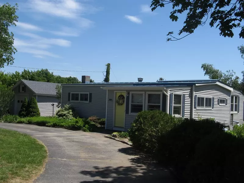 155 County Road, Ashby, MA 01431