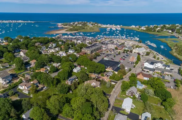 17 Brook St, Scituate, MA 02066