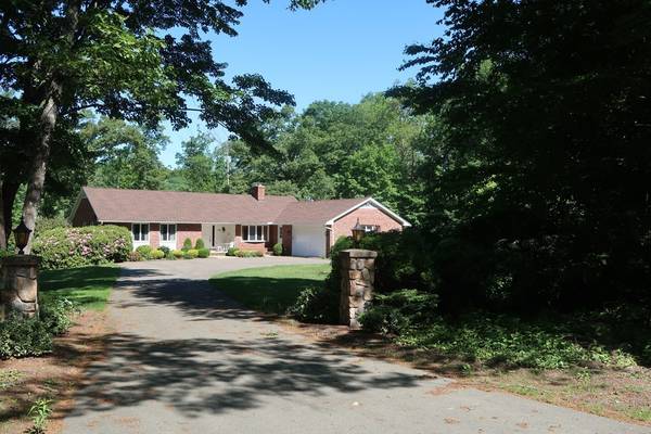 78 Russellville Rd, Southampton, MA 01073