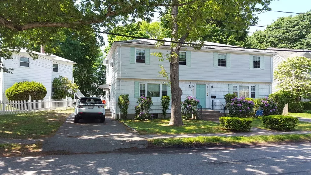 4-6 Pine Grove St, Needham, MA 02494