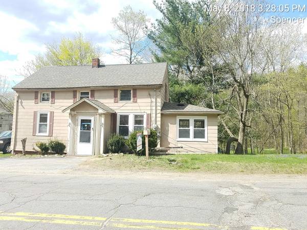 16 Olde Main St, Spencer, MA 01562