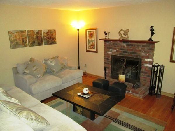 Worcester, MA 01602,293 - Mower Street