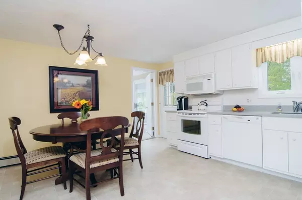 Weymouth, MA 02188,71 Inman Rd