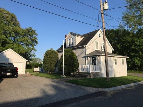 32 Mohill Ave, Swansea, MA 02777