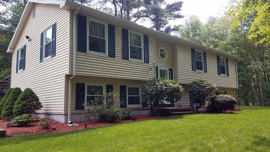 273 Prospect Hill St, Raynham, MA 02767