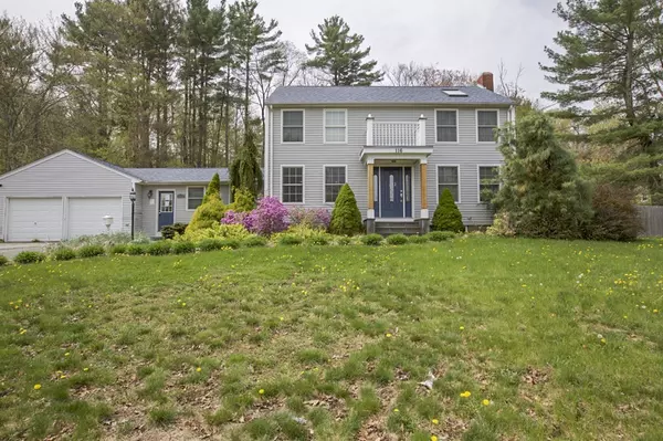 116 Farnum Pike, Smithfield, RI 02917