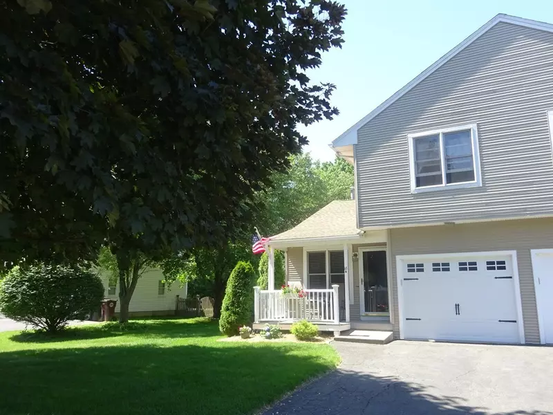 18 Pumpkin Lane #A, Westfield, MA 01085