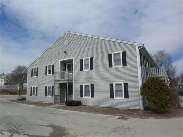 Taunton, MA 02780,450 Somerset Ave #407