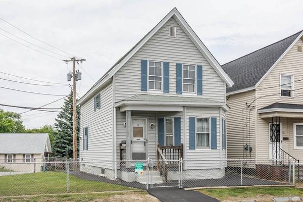 12 Penn Ave, Lowell, MA 01852