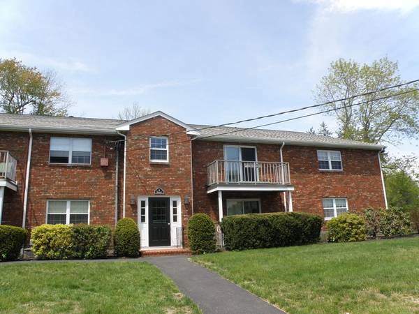 4 Kingswood Drive #3, Abington, MA 02351