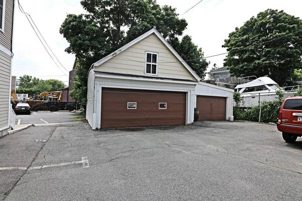 Winthrop, MA 02152,15-17 Revere Street