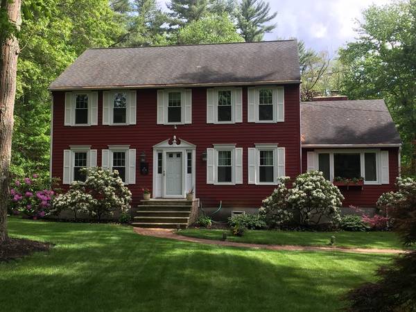 537 Boxford St, North Andover, MA 01845