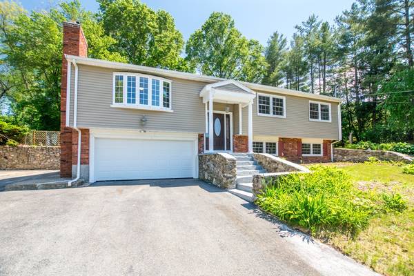 12 Fairway Drive, Bellingham, MA 02019