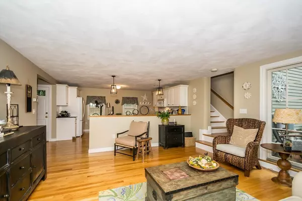 Reading, MA 01867,2 Leaning Elm Drive #2