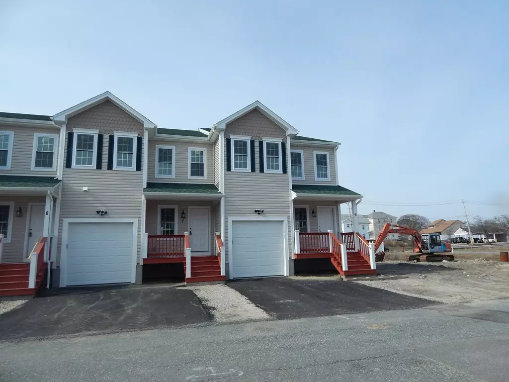 Fall River, MA 02723,40 Winchester Lane #26
