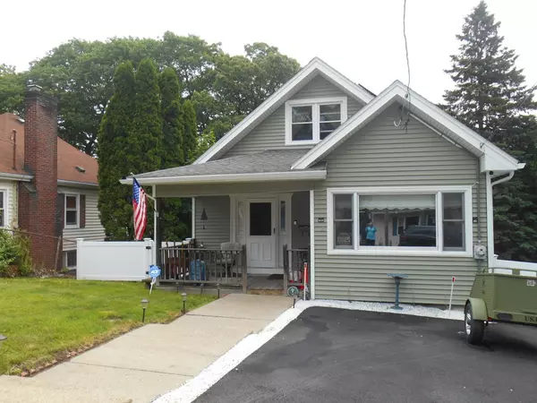 68 Princeton Rd, Malden, MA 02148