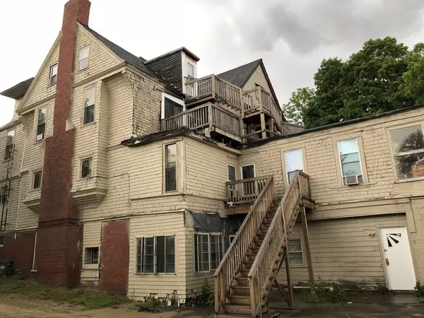 Haverhill, MA 01830,11 Park St