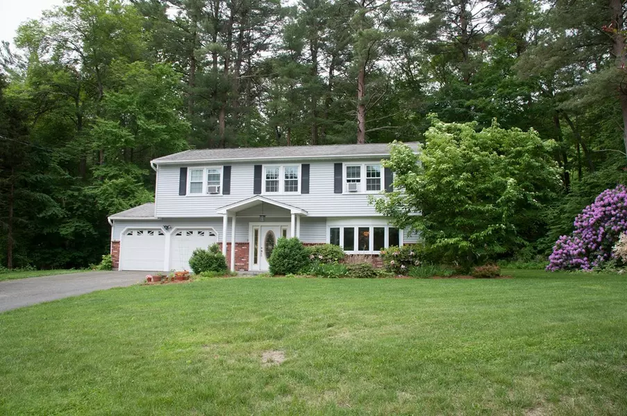 1 Westfield Dr, Holliston, MA 01074