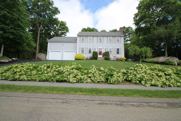 3 Locust Hill Ln, Whitman, MA 02382