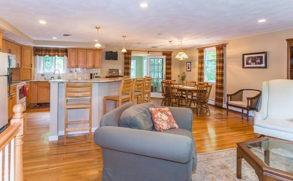 Danvers, MA 01923,39 Longbow (Long Bow)