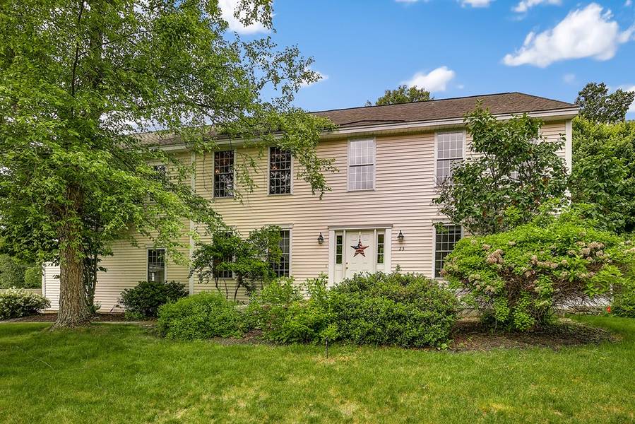 23 Rivington Dr, West Boylston, MA 01583