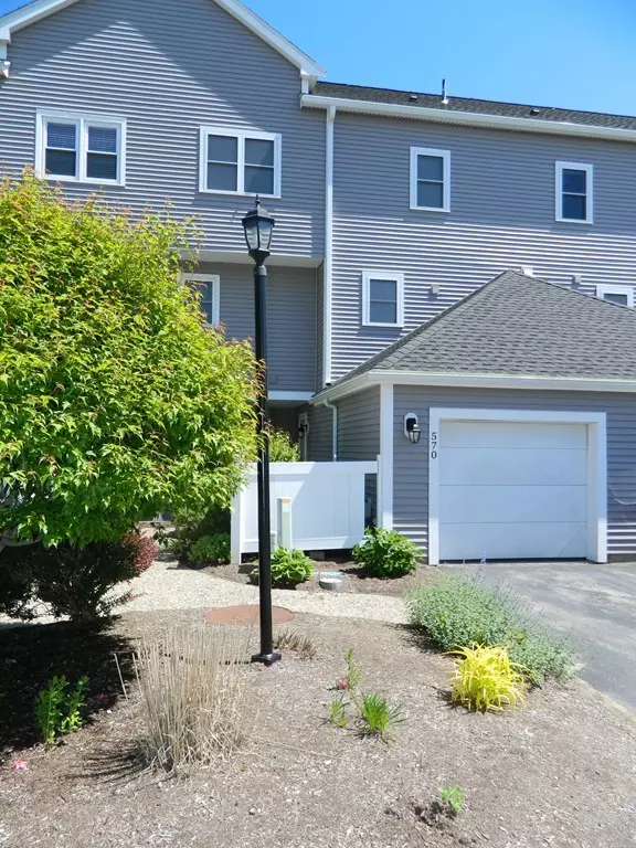 Plymouth, MA 02360,570 White Cliff Drive #570