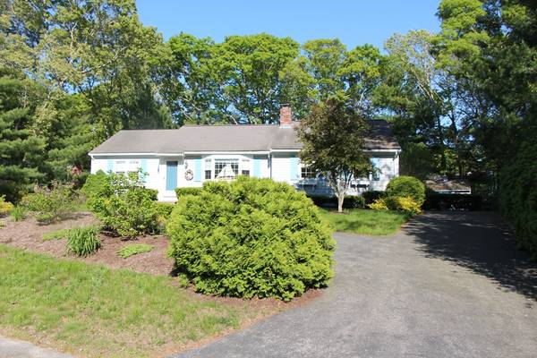 Bourne, MA 02532,37 Sea Breeze Dr