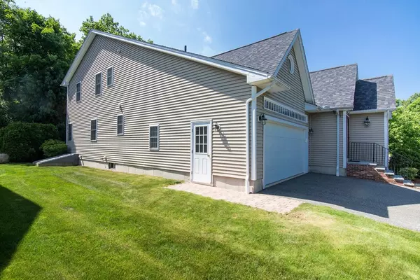 Ashland, MA 01721,11 Haven Way #11