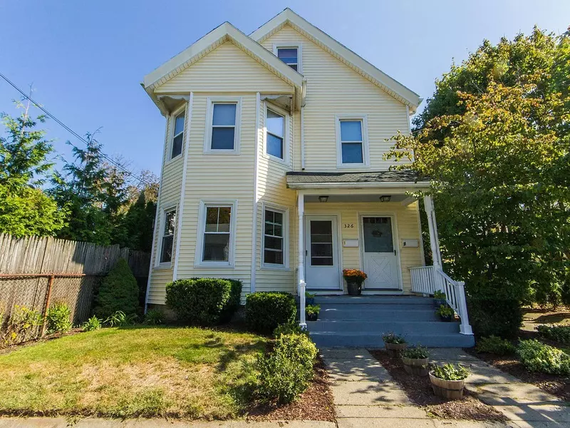 326 Cherry St #1, Newton, MA 02465