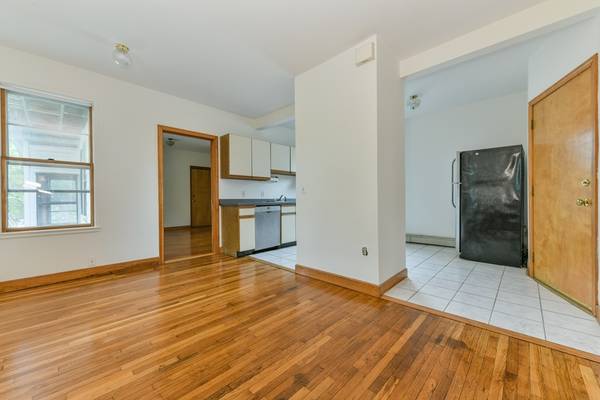 Somerville, MA 02145,48 Pearl St #2