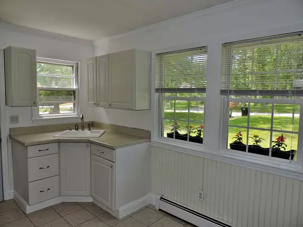 Plymouth, MA 02360,33 Presidents Ln