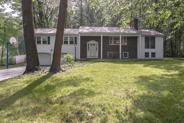 11 Gould Rd, Bedford, MA 01730