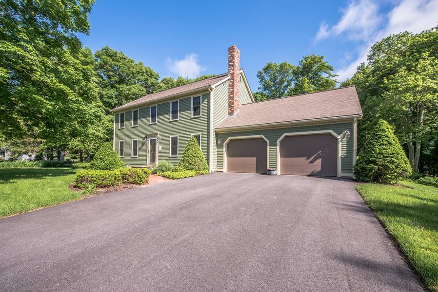 20 Victoria Lane, Rehoboth, MA 02769