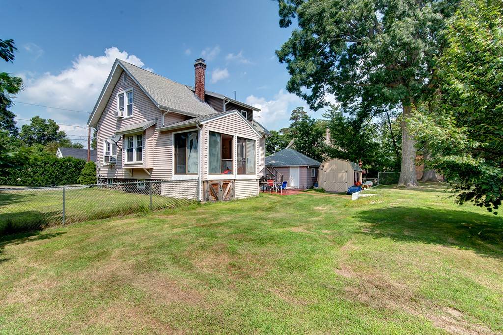 Worcester, MA 01606,14 Ivernia Rd