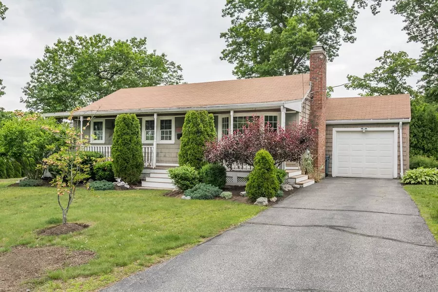 31 Selfridge Road, Reading, MA 01867