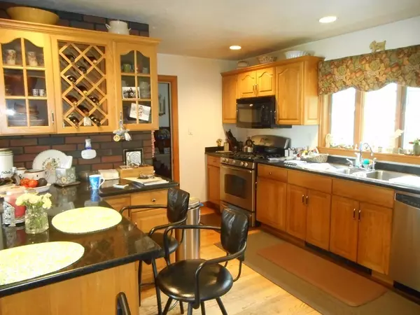 Weymouth, MA 02191,71 Evans St. Waterfront