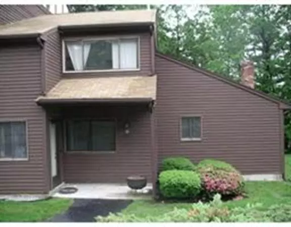 89 Highwood Drive #89, Franklin, MA 02038