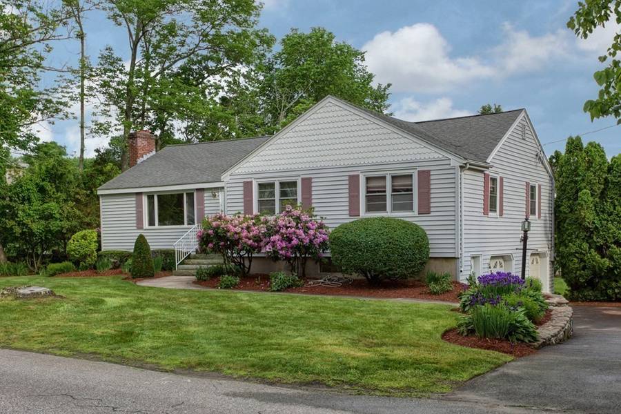 11 Bailey Rd, Tewksbury, MA 01876