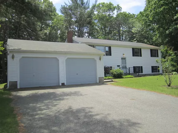 10 Cayuga Circle, Plymouth, MA 02360